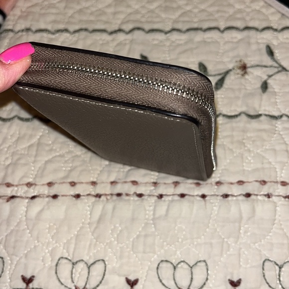 Celine zipper wallet - Picture 4 of 9